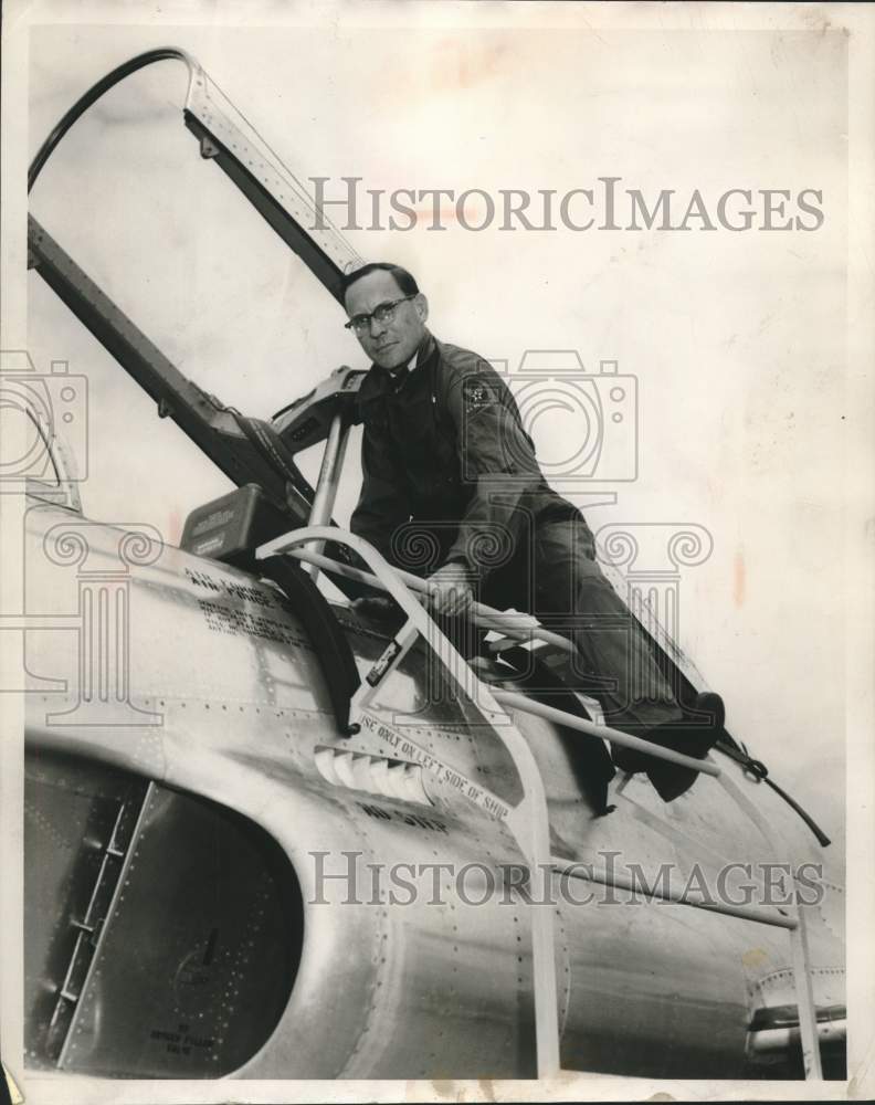 1954, Robert Riordan, Sentinel staff, jet trainer, gunnery range - Historic Images