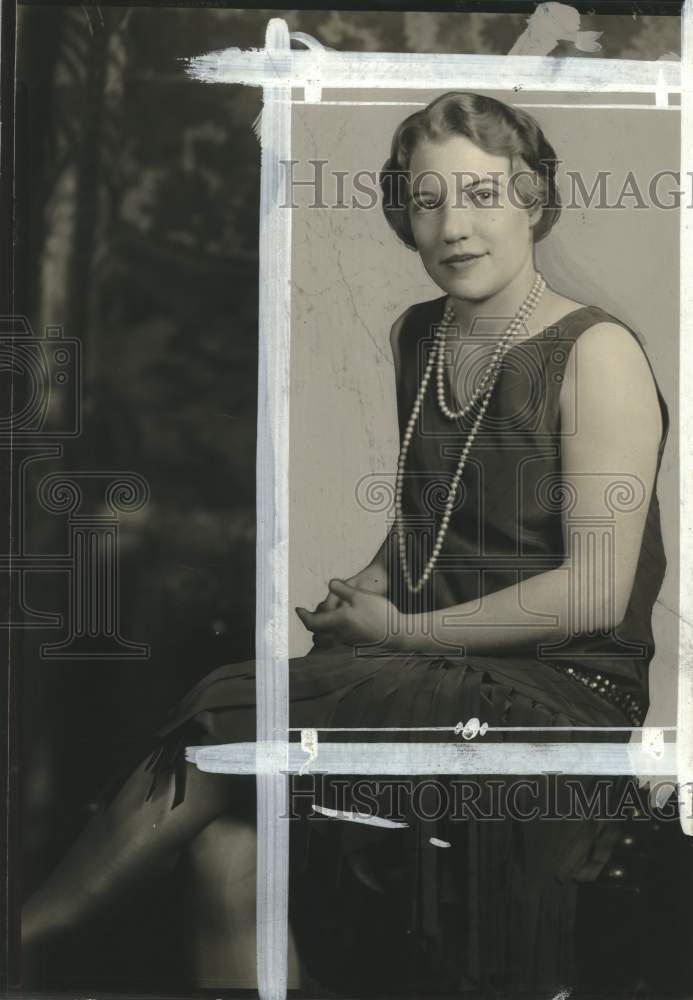 Press Photo Peggy Falk, Mrs. Clarence Rassmussen - mjc25998 - Historic Images