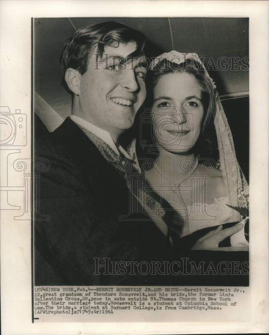 1961 Kermit Roosevelt Jr. & his bride on wedding day in New York - Historic Images