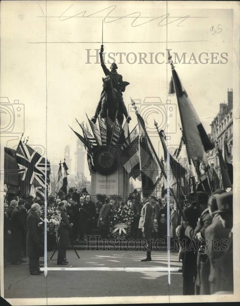 1932 Wreath placed on statue of George Washington, France. - Historic Images