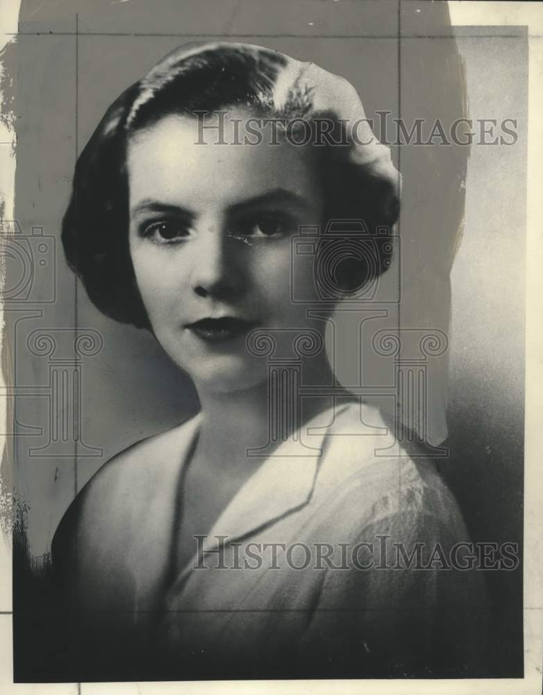 1937, Mary Porter Jones, fiancee of Robert Schlesinger - mjc26093 - Historic Images