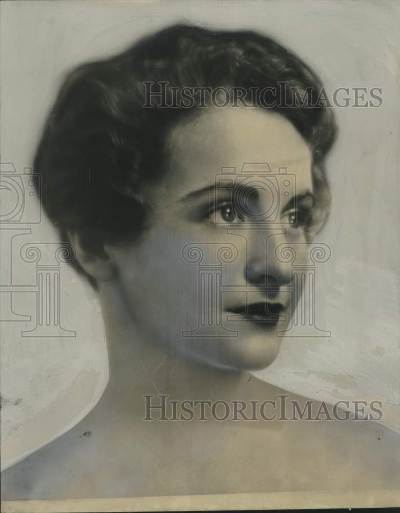1937, Mrs. Eileen S. Sherry fiancee of Fitzhugh Scott Jr. - mjc26108 - Historic Images
