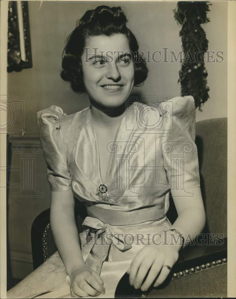 1939 Milwaukee society Elinor Eells - Historic Images