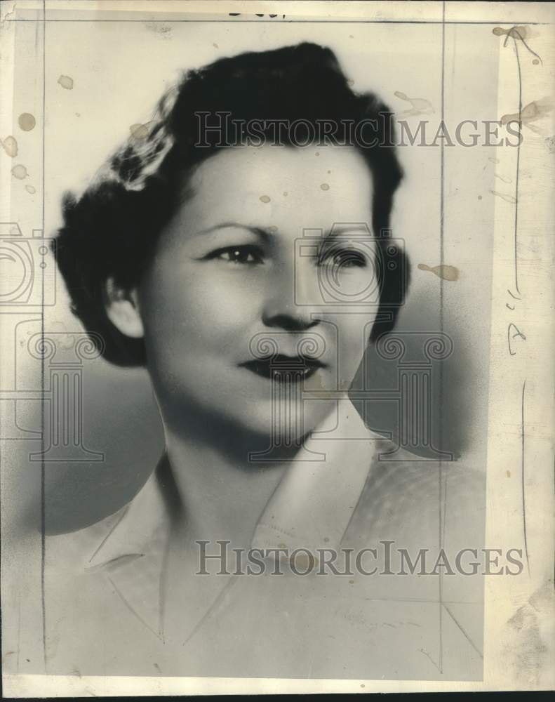 1941, Miss Jean Stotzer of Milwaukee, Wisconsin - mjc26141 - Historic Images
