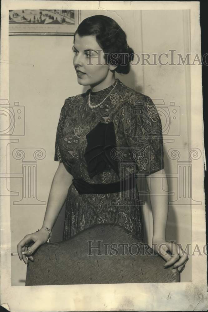 1938, Mrs. Reginald Sykes formerly Baroness Alexandra von Blumenthal - Historic Images