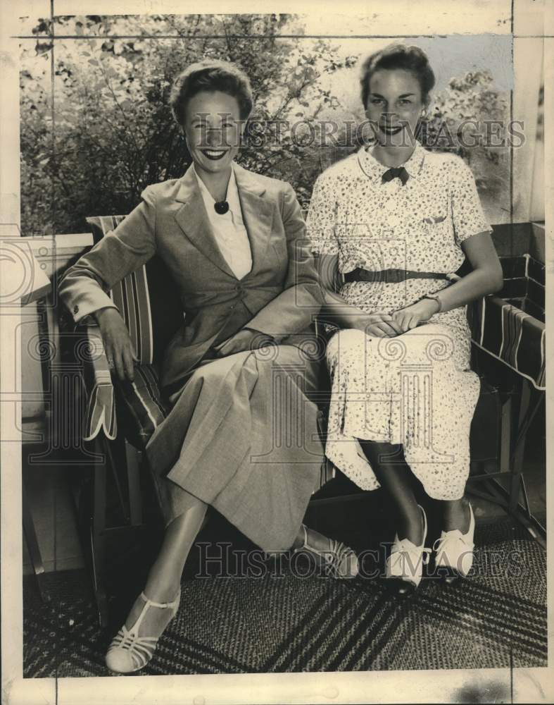 1936, Molly Conger and Janet Stimson - mjc26165 - Historic Images