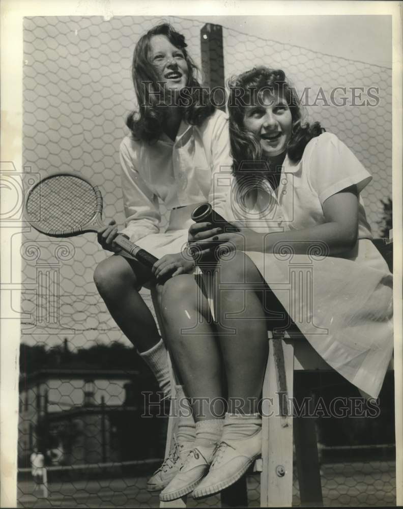 1941, Nancy Liginger and Joanne Richter - mjc26223 - Historic Images