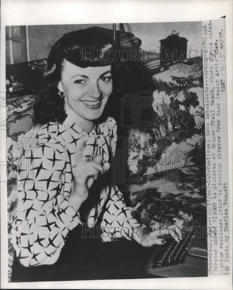 1948 Press Photo Author Kathleen Winsor at Donner Trail Ranch, Reno, Nevada - Historic Images