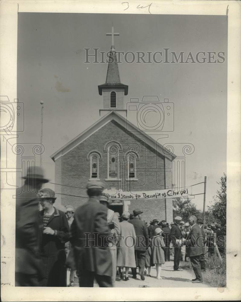 1927, Crowds celebrate visit of the Blessed Virgin Mary to Wisconsin - Historic Images