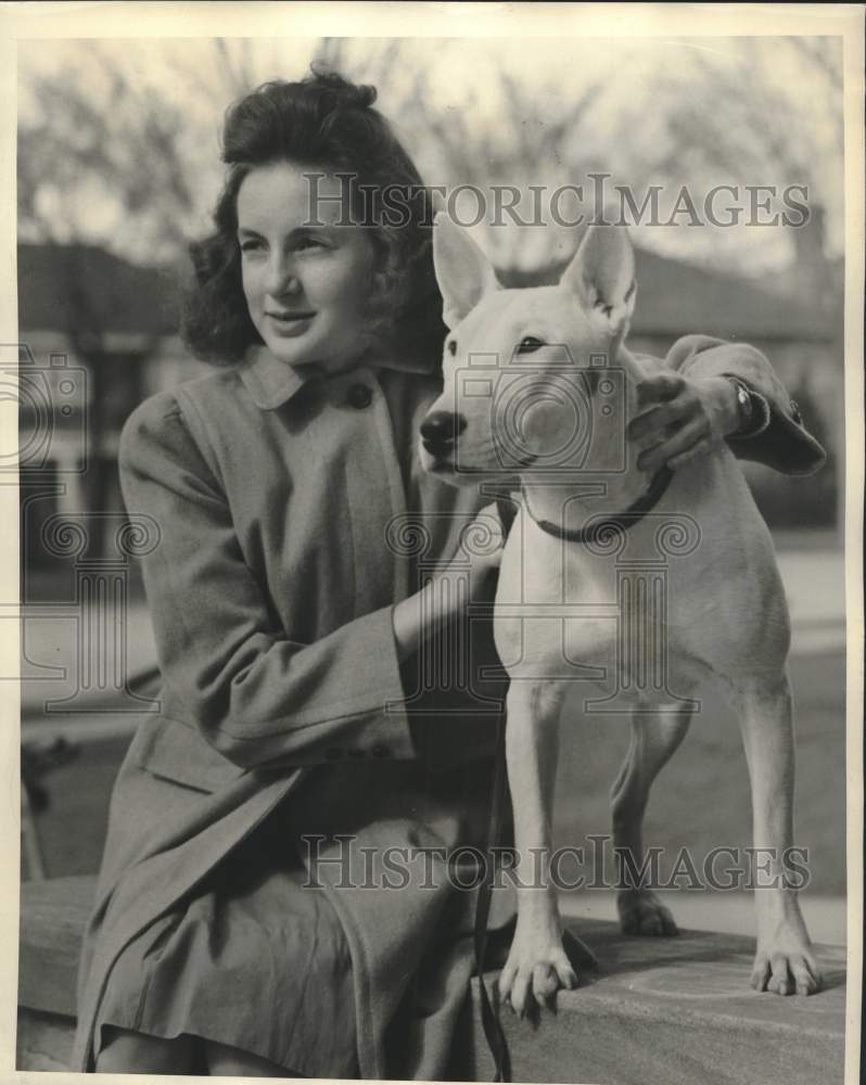 1941, Phoebe Robertson and Bongo - mjc26346 - Historic Images