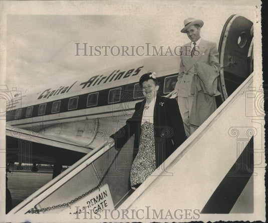 1952, Miss Mary C. Ritz and Attorney R. M. Regan - mjc26352 - Historic Images