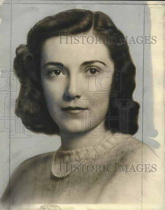 1941 Press Photo Judy Caldwell announcement to be introduced to society - Historic Images