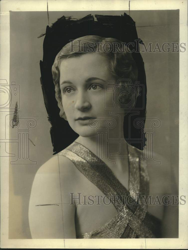 1932, Miss Siri Hokanson, Milwaukee, Wisconsin - mjc26472 - Historic Images