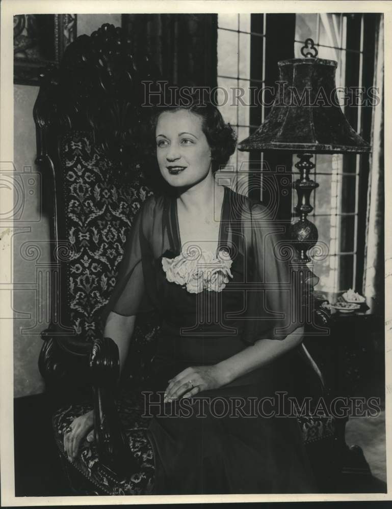 1934, Siri Hokanson - mjc26477 - Historic Images