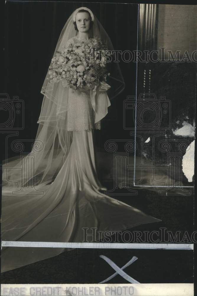 Press Photo Ruth Bayerlein in her wedding gown, Wisconsin - mjc26548 - Historic Images