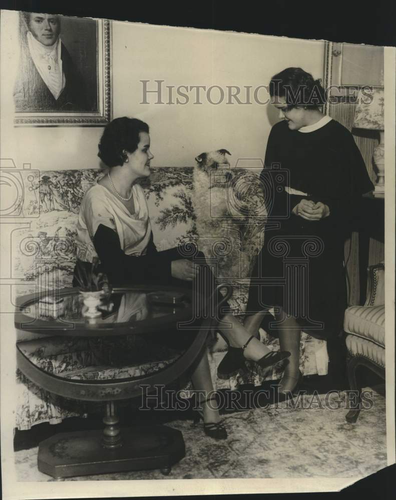 1933, Jean and Milbrey Tower with dog on the sofa - mjc26565 - Historic Images