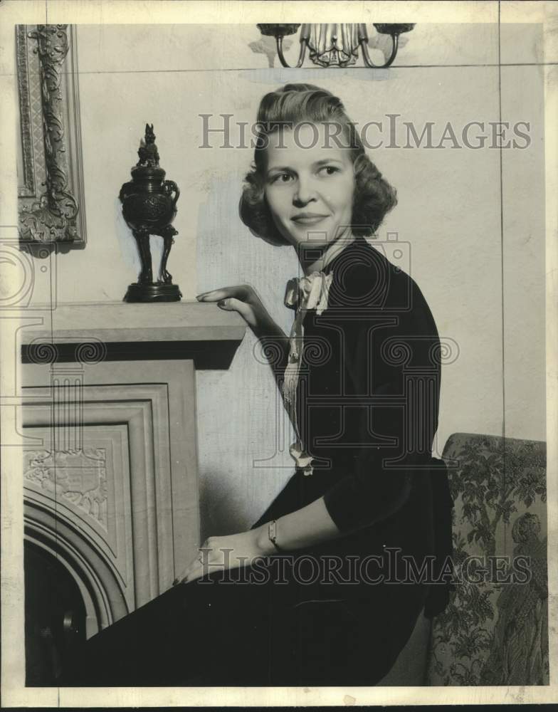 1941 Gertrude Genz now mrs. Edward Steinman Jr. - Historic Images