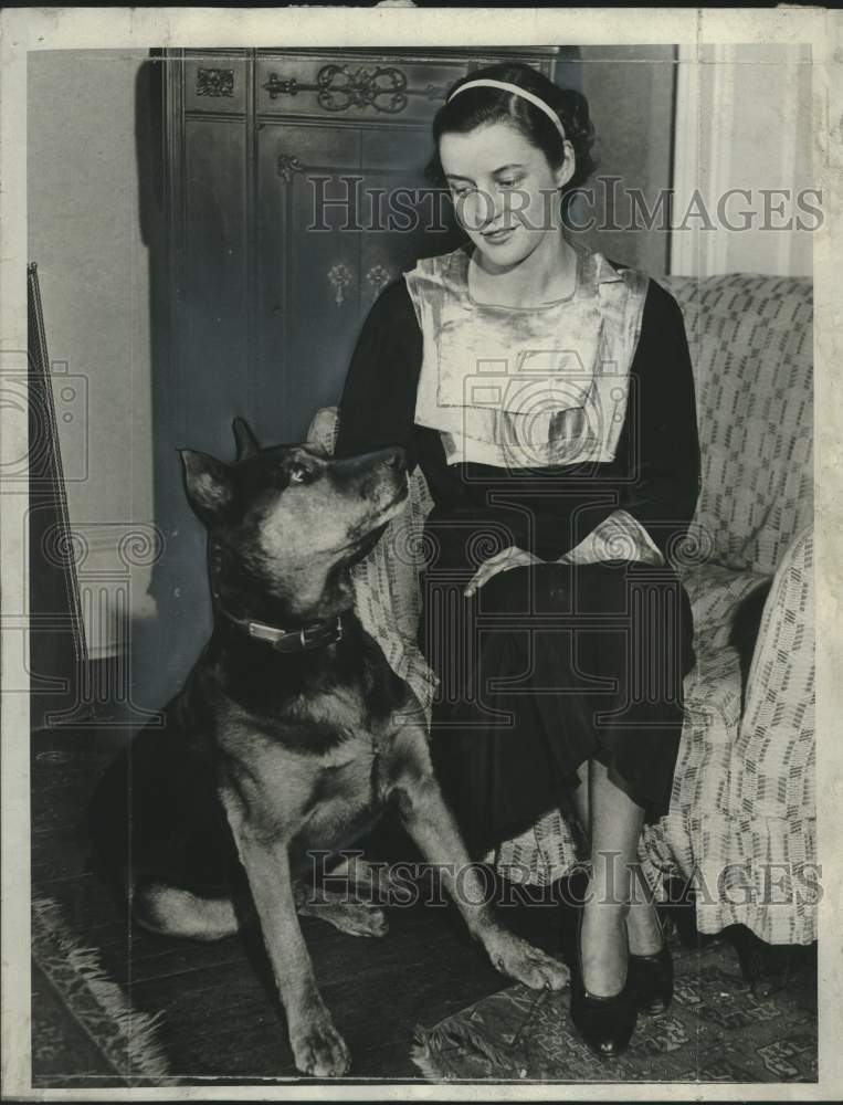 1935, Cynthia Wells now Mrs. William H. Wagner - mjc26751 - Historic Images