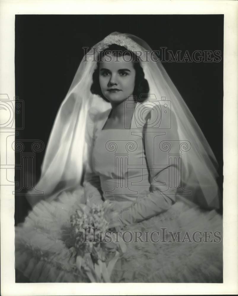 Press Photo Mrs. William R. Rennie - mjc26774 - Historic Images