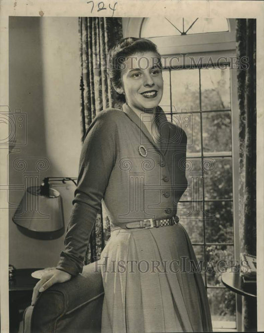 1949, Virginia Ann Killham, Milwaukee, Wisconsin - mjc26824 - Historic Images