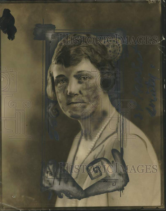 Press Photo Mrs. Helmus B. Wells - mjc26865 - Historic Images