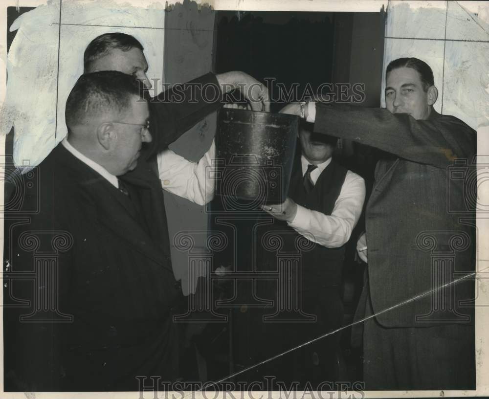 1944, Leslie Chelstrom wins drawing to become Ripon&#39;s next mayor - Historic Images