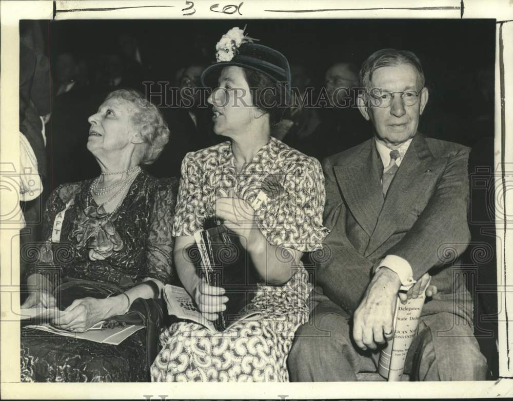1940, G.O.P.Convention Mrs.William Taft, Mrs.Fred Manning,& Gen.Dawes ...
