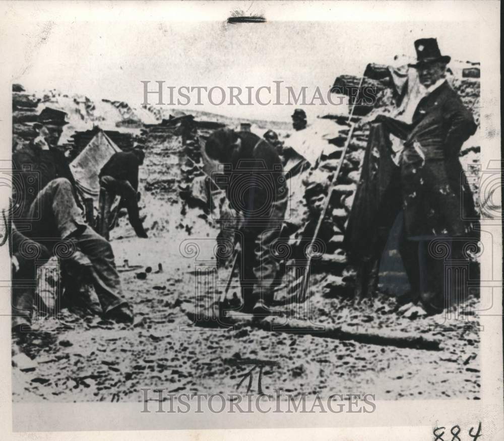 Press Photo Civil War soldiers in trenches - mjc26948 - Historic Images