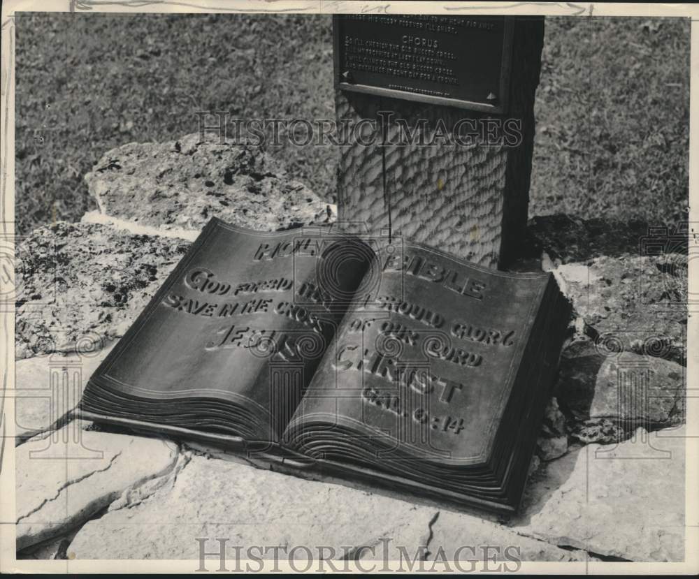 1947, Sturgeon Bay- carved wooden Bible by Ernie Dombrowe, - Historic Images