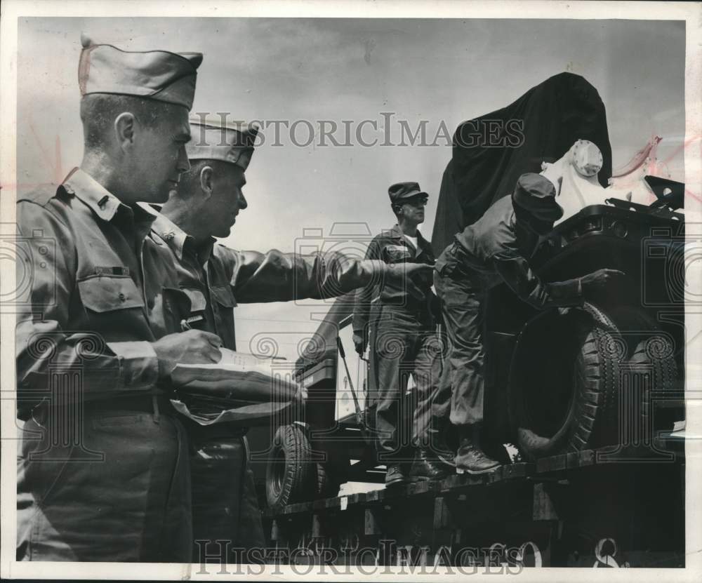 1957 Press Photo Nike rocket equipment being unloaded by the 852nd, Wisconsin-Historic Images