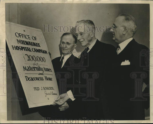 1940, Fred J. Schroeder Milwaukee hospital general chairman & others - Historic Images