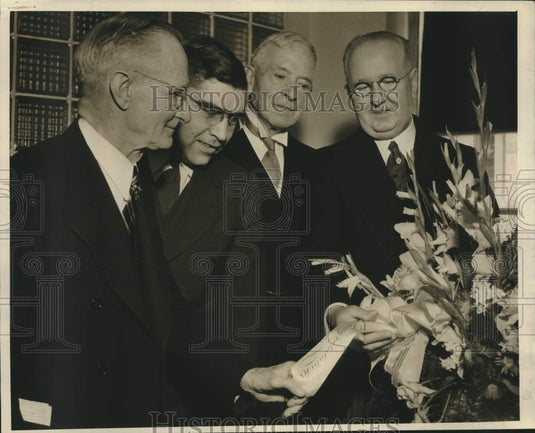1942, Fred J. Schroeder, Rudolph Hokanson & others Milwaukee hospital - Historic Images