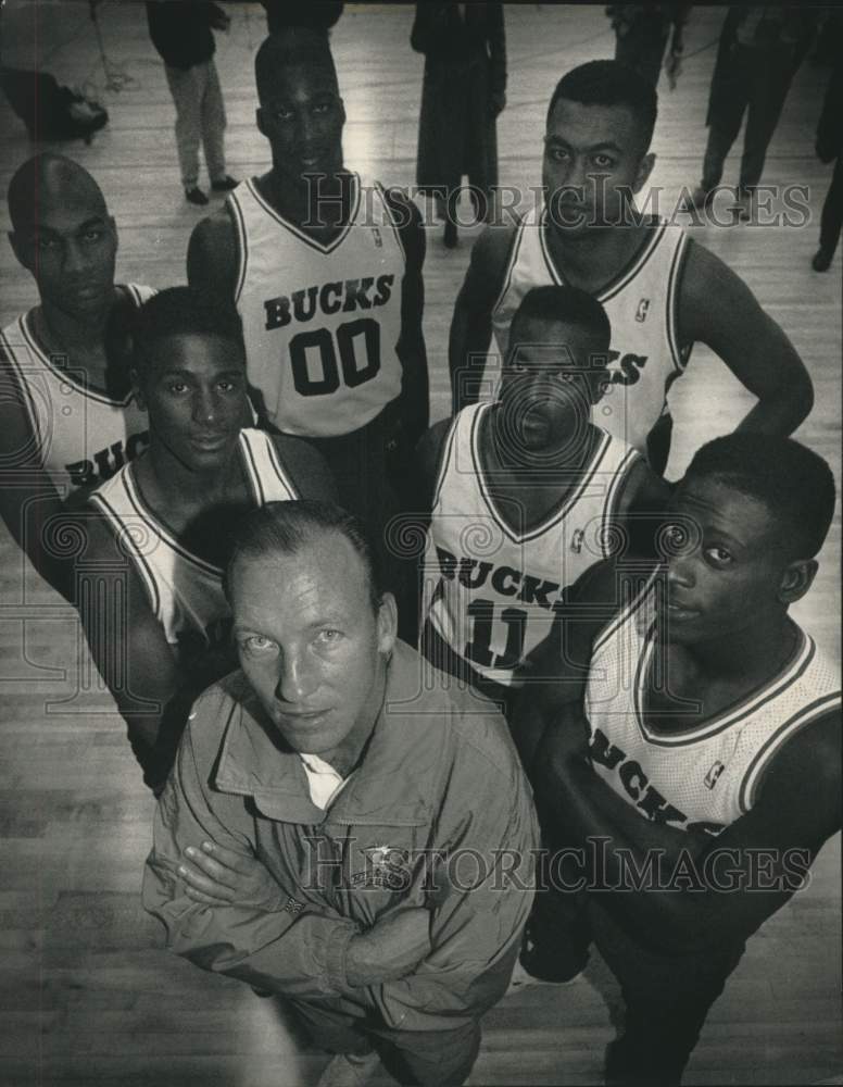 1992 Press Photo Milwaukee Bucks basketball team - mjc27397 - Historic Images