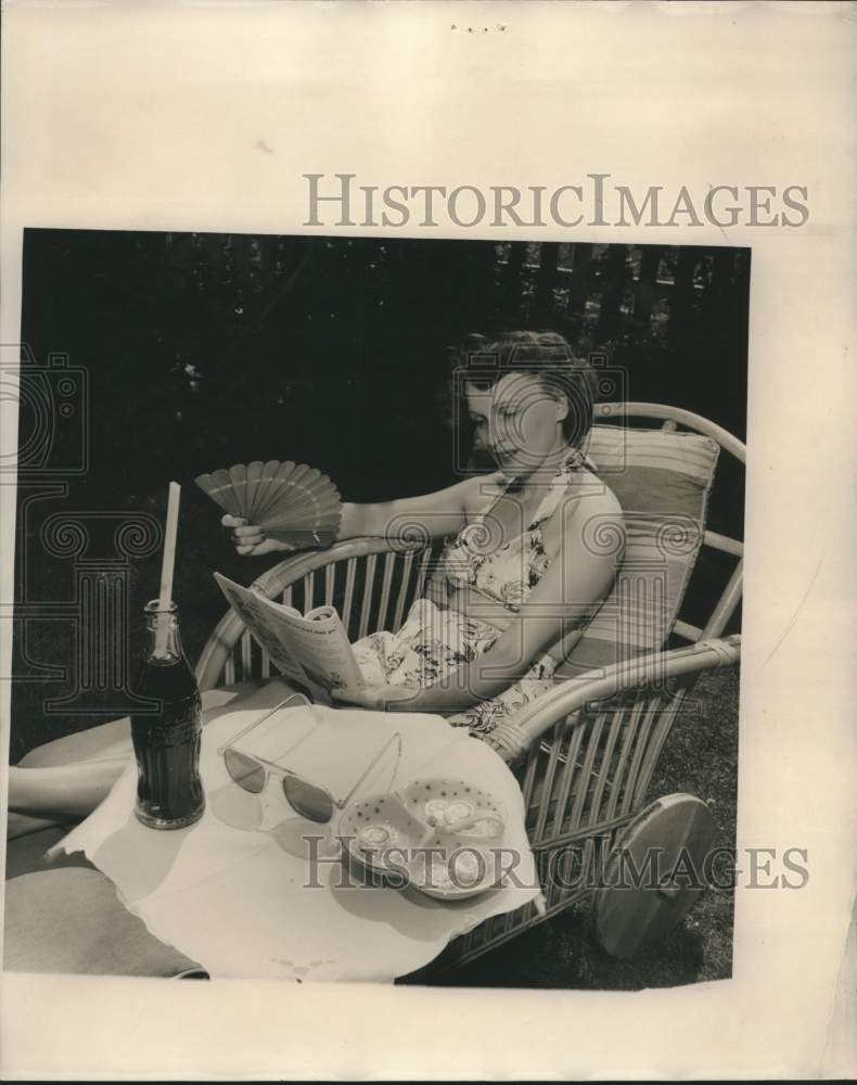 1950, Mrs. Rex Rockhill - mjc27485 - Historic Images