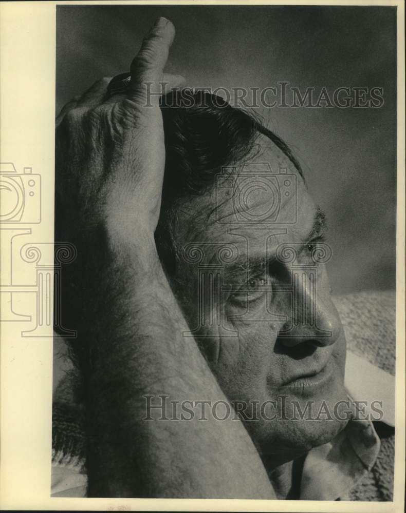 1984 Press Photo Marquette University - Hank Raymonds, Basketball Coach - Historic Images