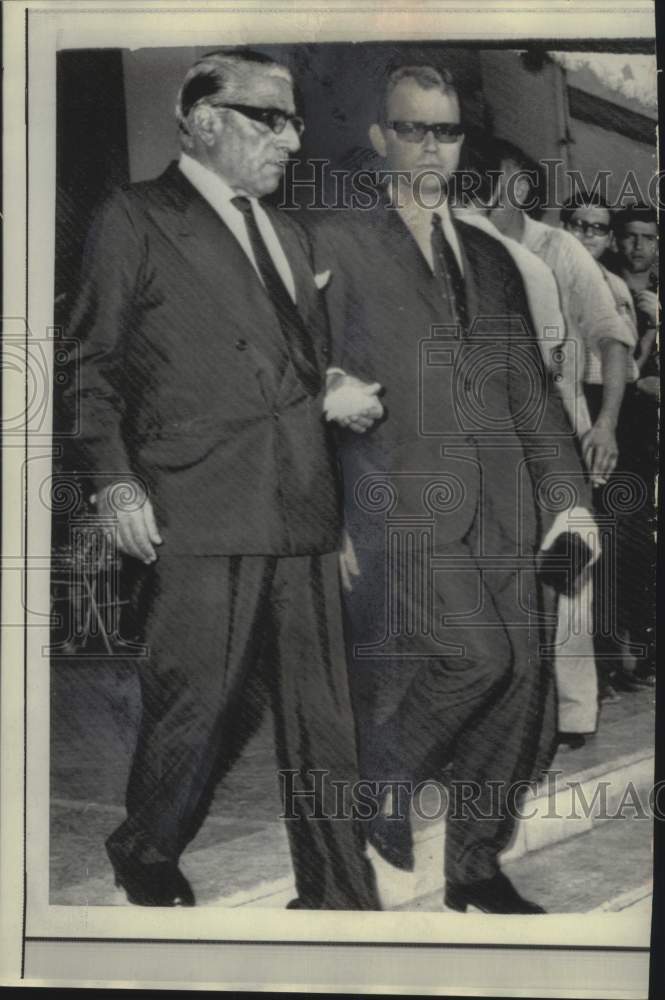 1968 Press Photo Aristotle Onassis at Greek airport to meet Mrs. Kennedy - Historic Images