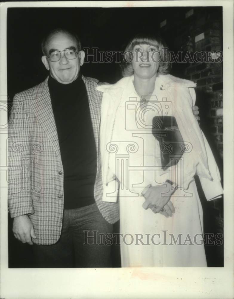 1981 Press Photo Actor Ed Asner and Wife Nancy - mjc27802 - Historic Images