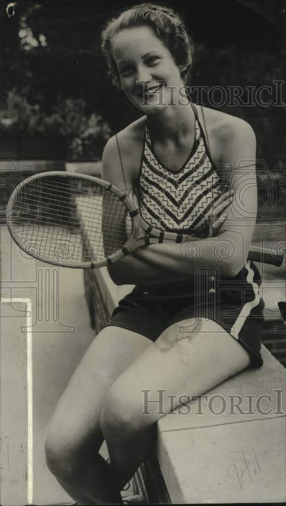 1935 Tennis player, Virginia Lambert at Fox Point, Wisconsin - Historic Images