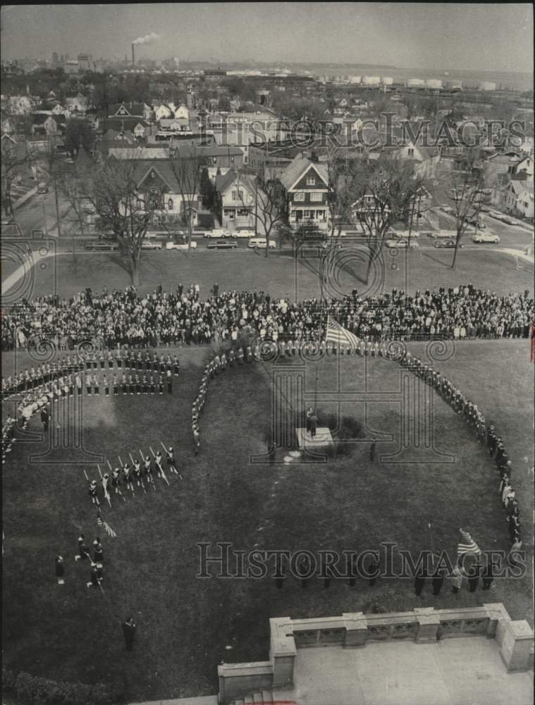 1968 Veterans' Day ceremonies at Bay View High Scholl - Historic Images