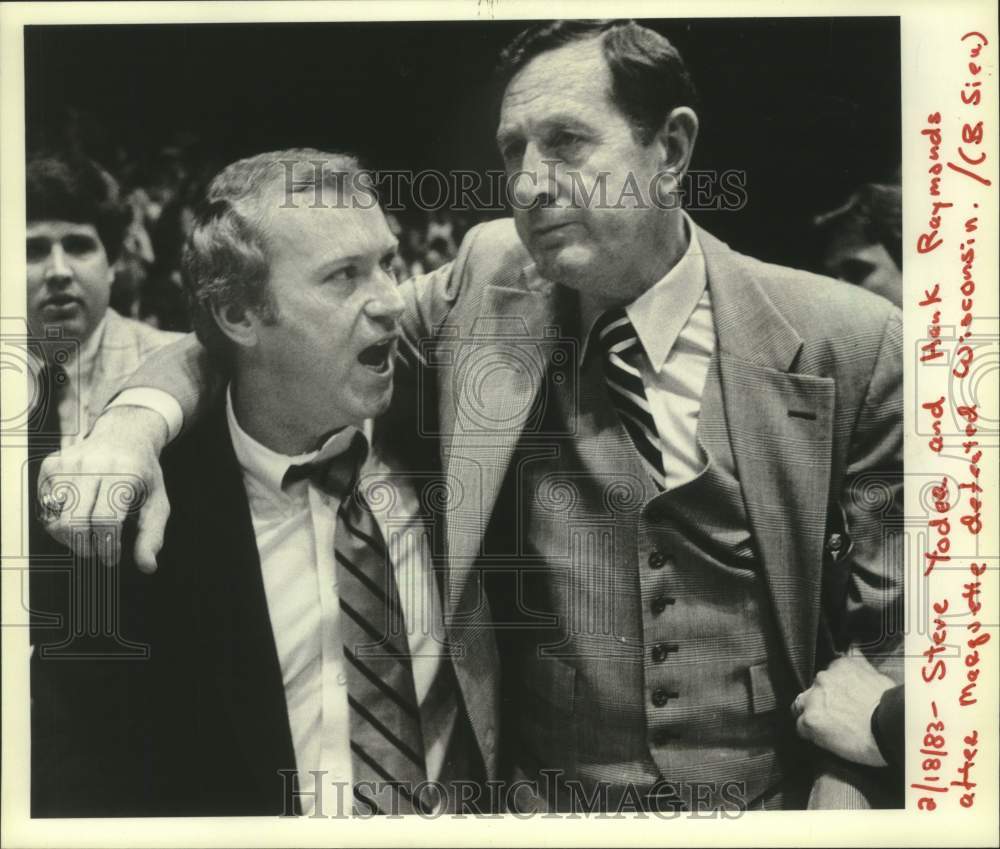 1983 Press Photo Marquette Coach Hank Raymonds &amp; Wisconsin Coach Steve Yoder - Historic Images