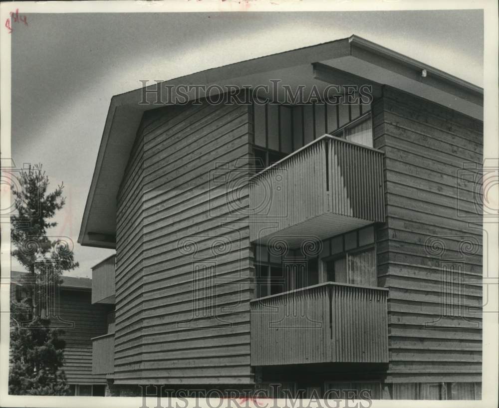 1966 Press Photo Apartment building rear view, Racine, Wisconsin - mjc28394 - Historic Images