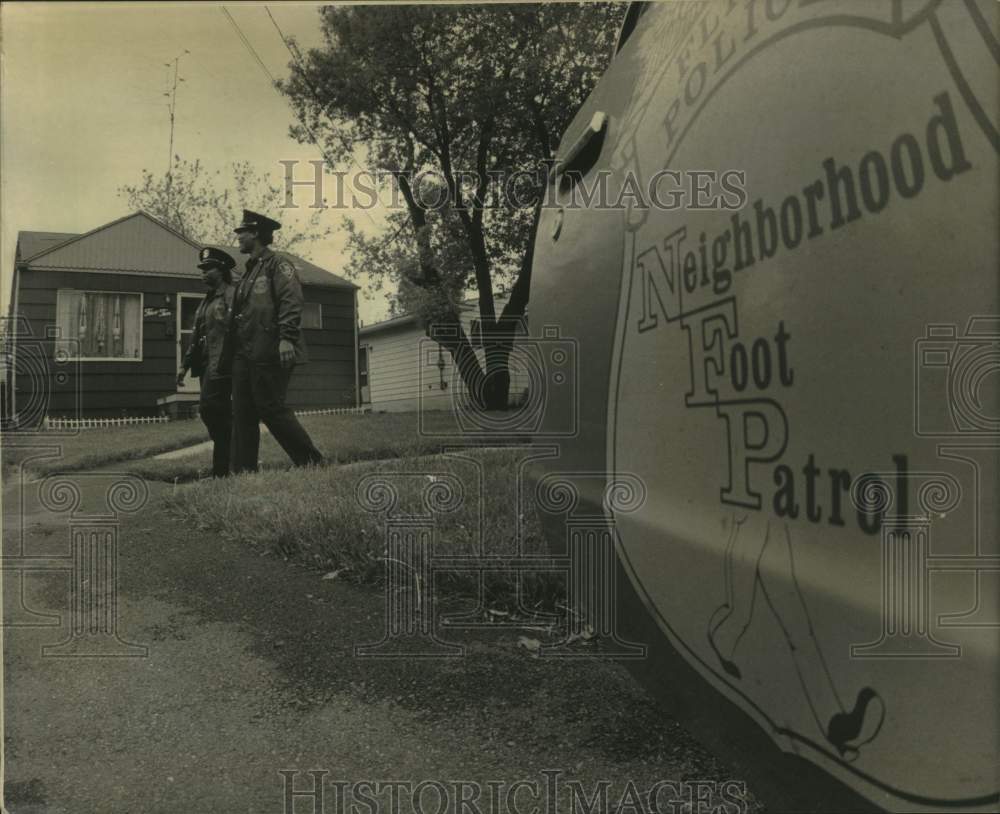 1983 Press Photo Police Neighborhood Foot Patrol, Flint - mjc28623 - Historic Images