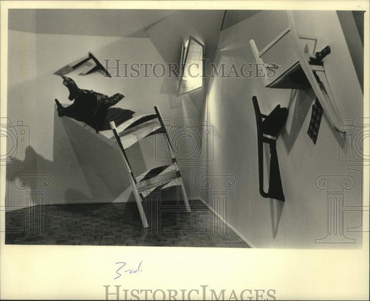 1986 Press Photo "A Phase. Yeah," an installation by Jill Sebastian Sheboygan - Historic Images