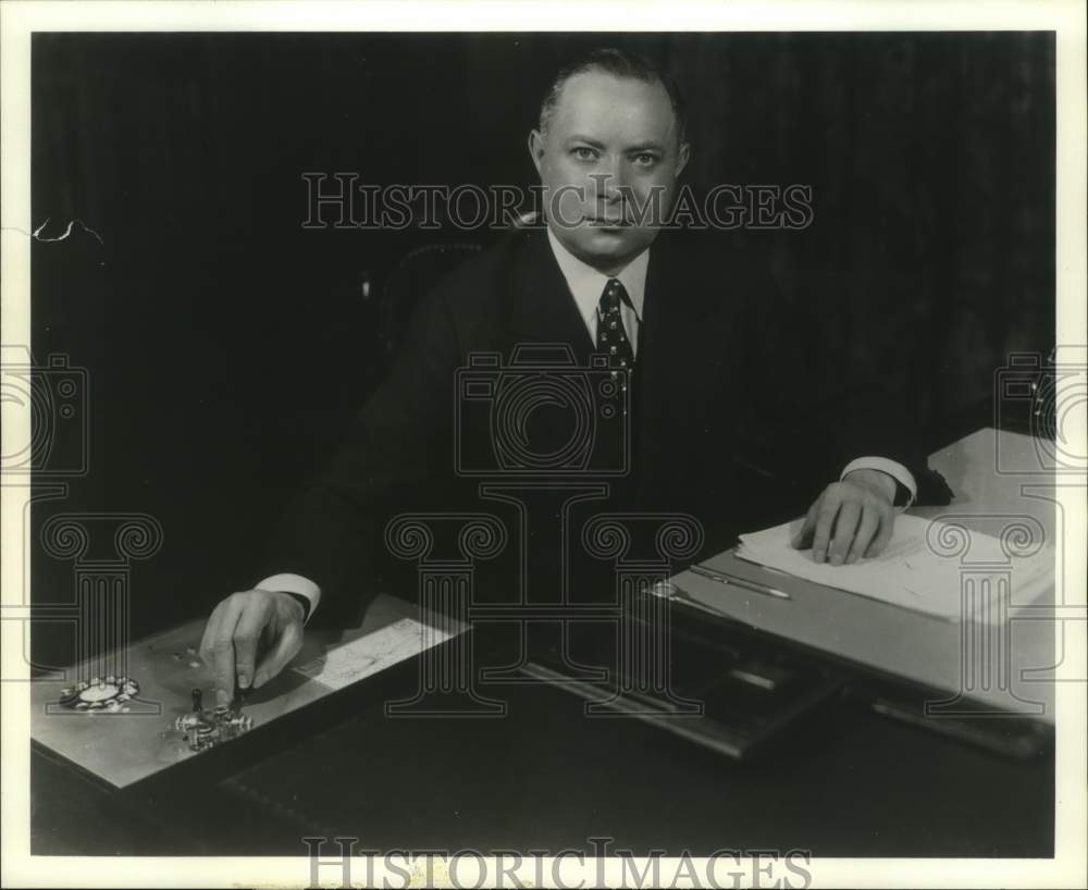 1992 Press Photo David Sarnoff of RCA media - mjc29000 - Historic Images