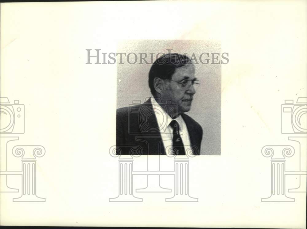 1992 Press Photo David E. Shook, Milwaukee - mjc29311 - Historic Images