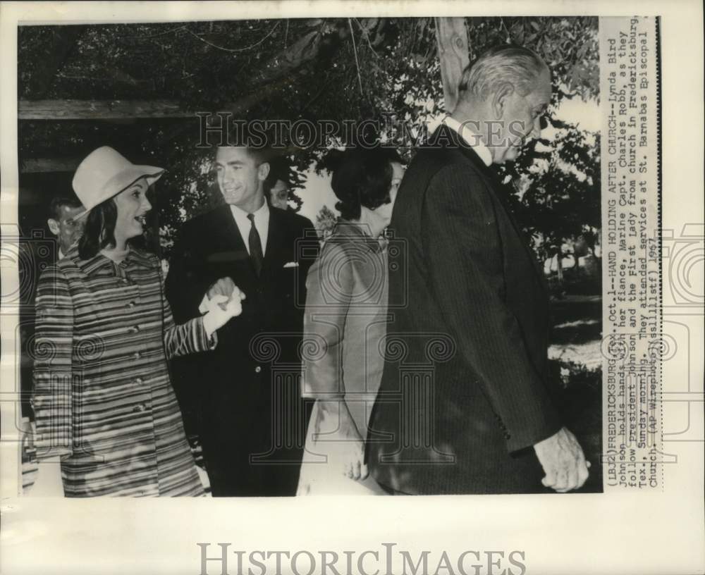 1967 Press Photo President Johnson & family after church, Fredericksburg, Texas - Historic Images
