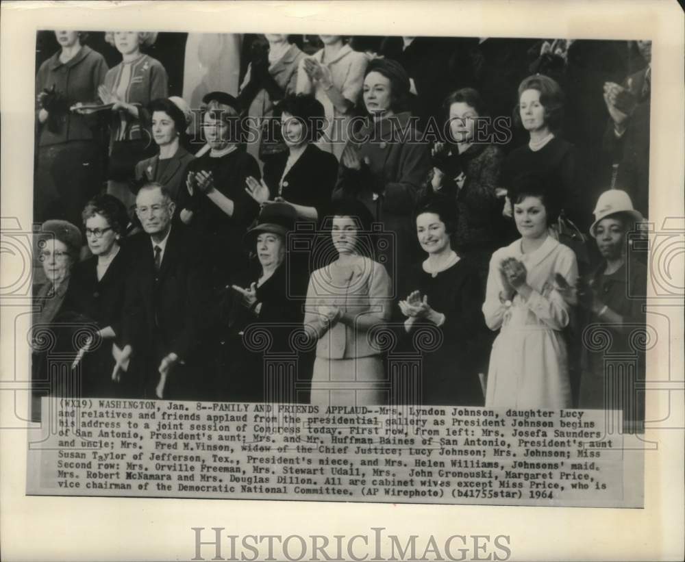 1964 Press Photo President and Mrs. Lyndon Johnson and others, Washington D.C. - Historic Images