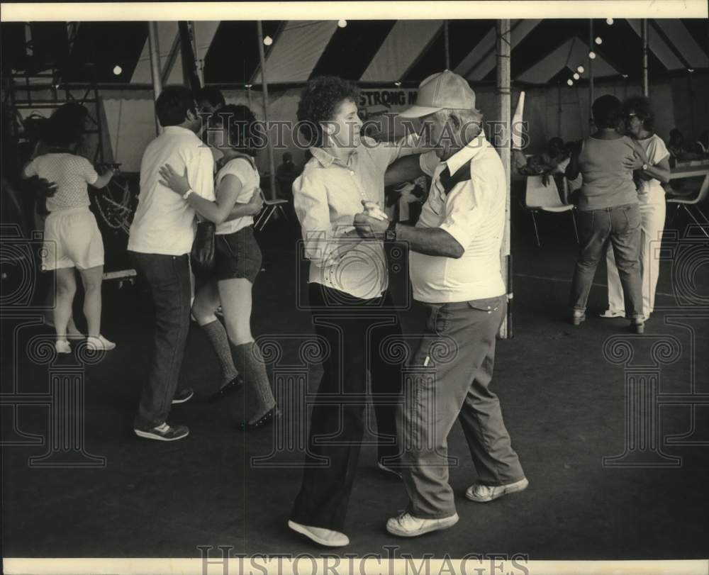 1987 Press Photo Couples dance at Summerfest in Dance Pavilion. - mjc29343 - Historic Images