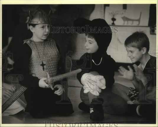 1995 Press Photo Brent Wallace & others at "Fairy Tale Ball" Jackson Elementary - Historic Images
