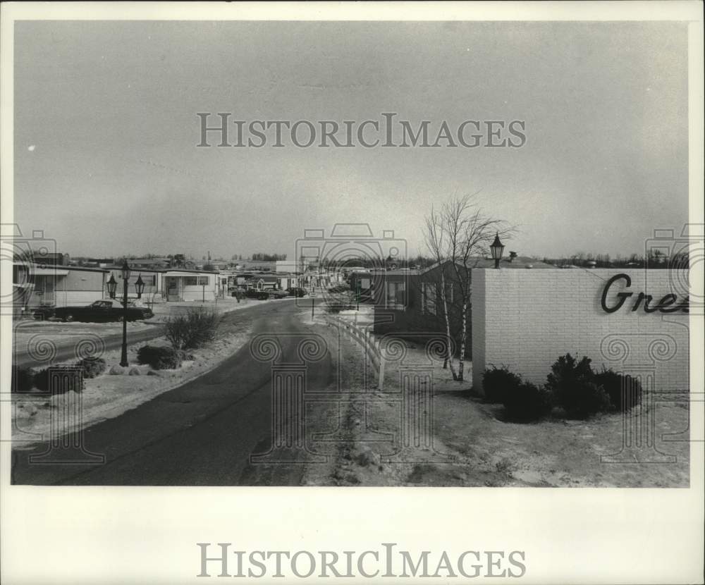 1976 Press Photo Entrance to Green Valley mobile home park, Jackson, Wisconsin - Historic Images